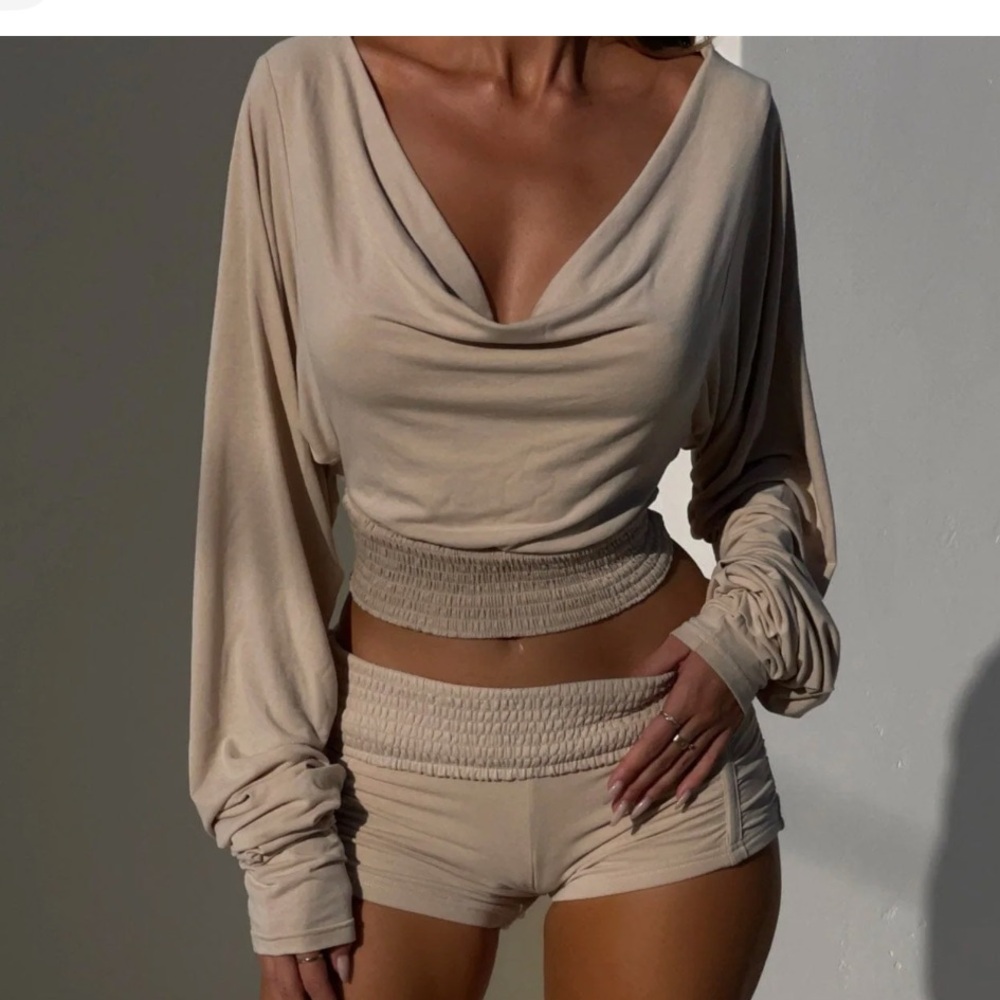 ABRIELLE LONG SLEEVE TOP IN BEIGE